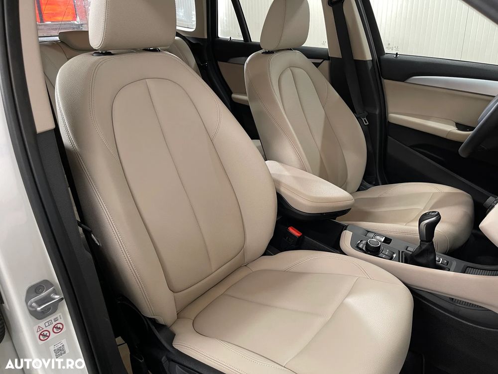 BMW X1 sDrive18i - 9