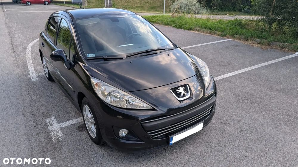 Peugeot 207 1.4 HDi Business Line - 1