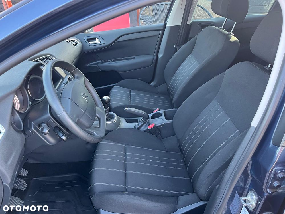 Citroën C4 VTi 120 Attraction - 8