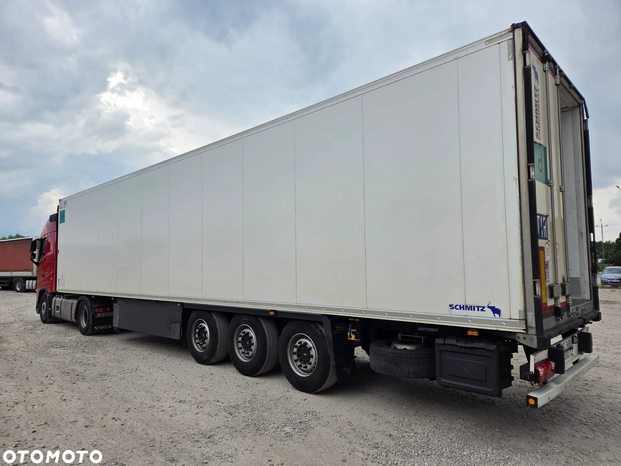 Schmitz Cargobull SKO24 gruba ściana 7cm Thermo King - 4
