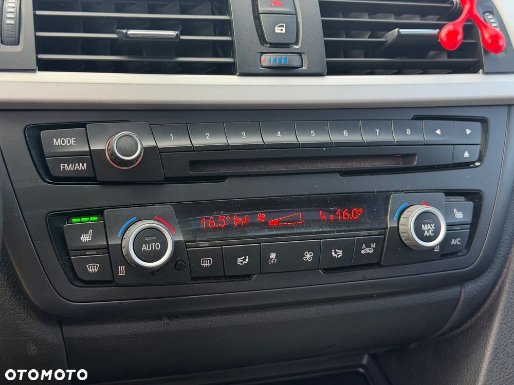 BMW Seria 3 - 22