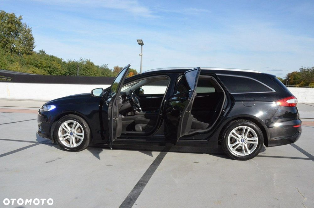 Ford Mondeo - 37