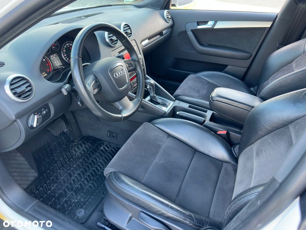 Audi A3 Sportback 1.8 TFSI S tronic S line Sportpaket - 18