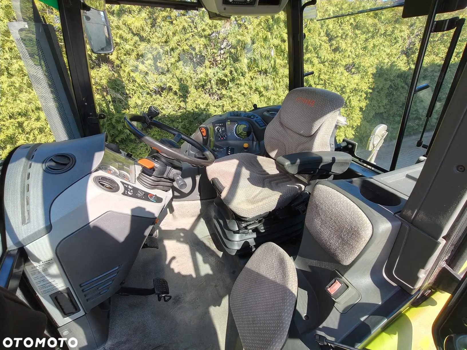 Claas Arion 410 CIS - 6