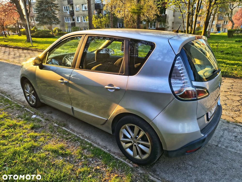 Renault Scenic 1.5 dCi Life - 3