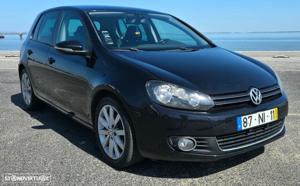 VW Golf 1.6 TDi Highline DSG - 6