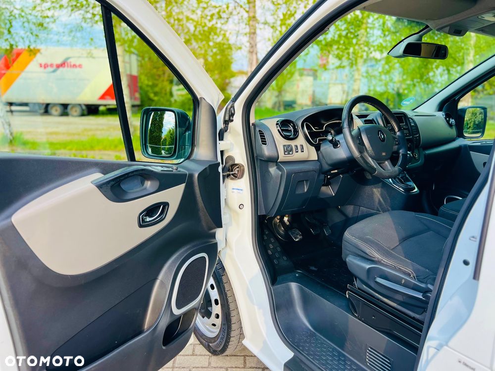 Renault Trafic - 13