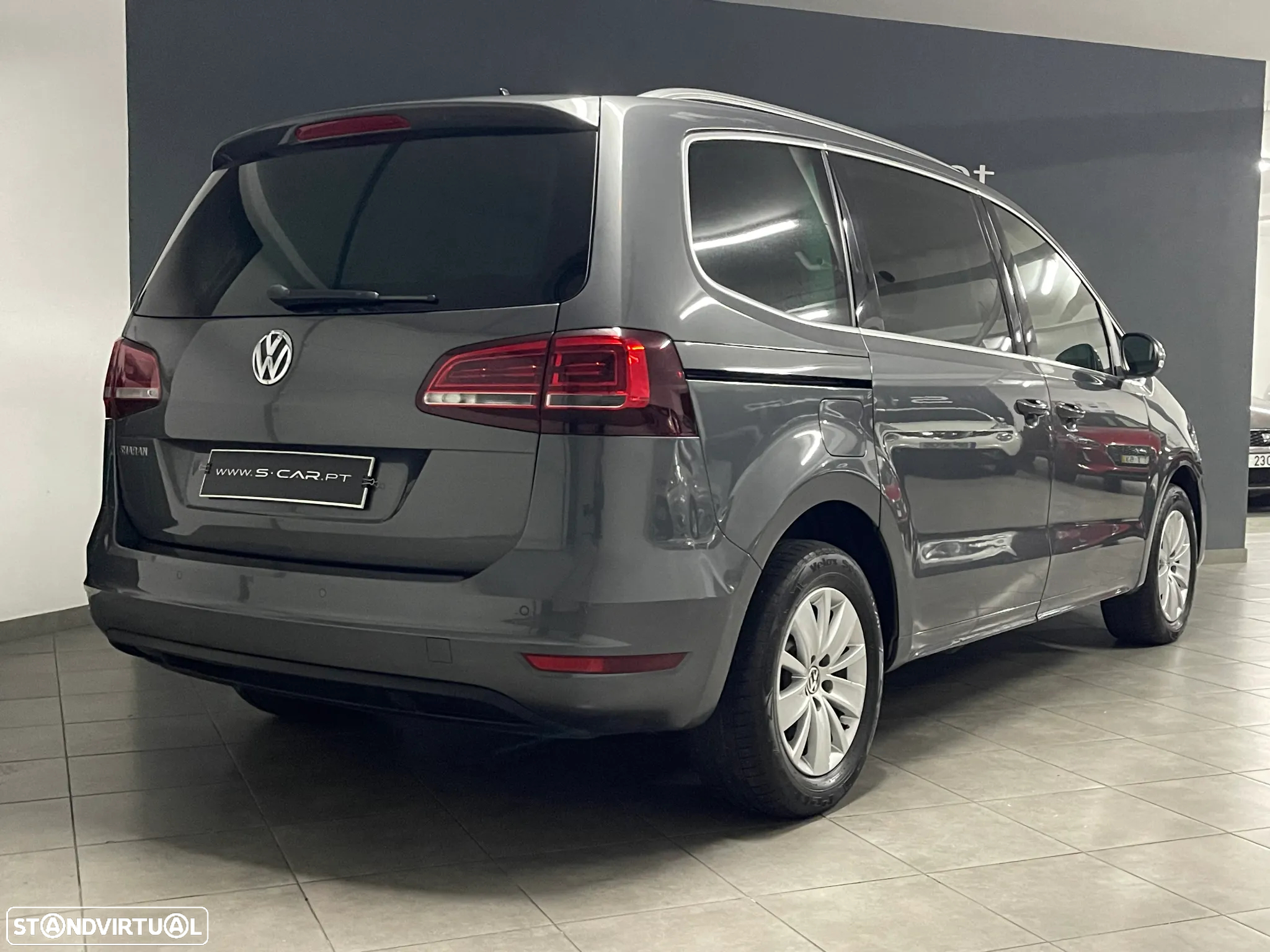 VW Sharan 2.0 TDI Confortline - 9
