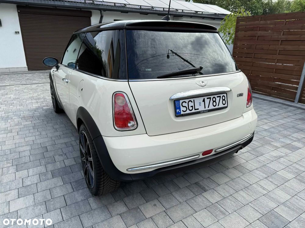 MINI ONE Seven - 7