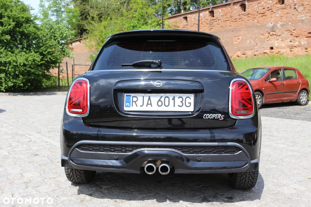 MINI Cooper S Sport-Aut - 4