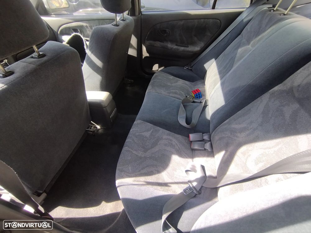 Mitsubishi Lancer 1.3 GLX JLL+AC+TA+AL+ABS - 9