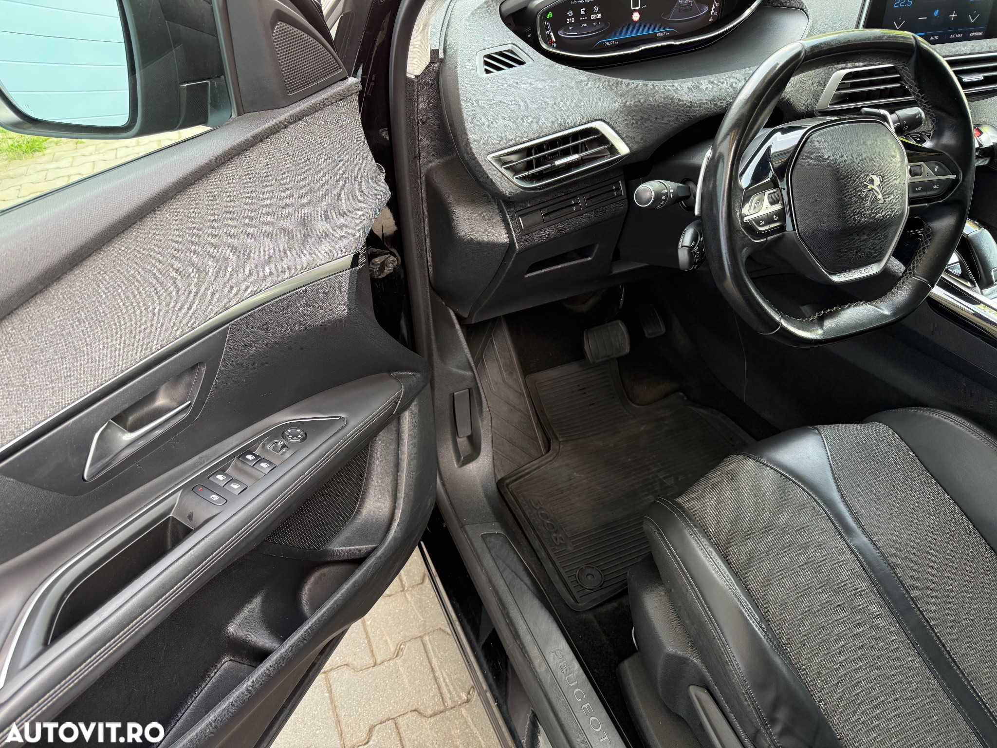 Peugeot 3008 1.5 BlueHDI S&S EAT8 Allure - 13