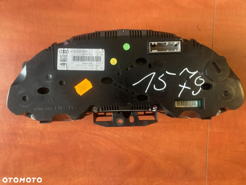 Licznik zegary Audi A5 8T 8T0920900J - 2