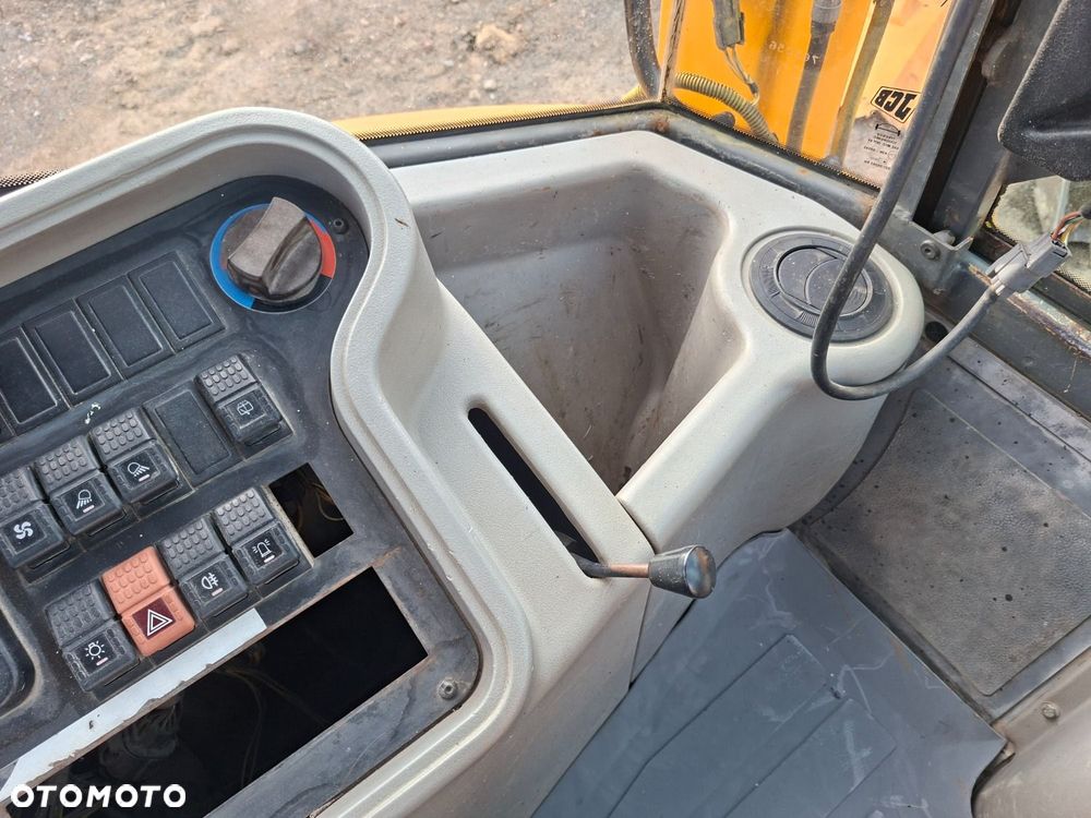 JCB 2Cx 4X4 - 18