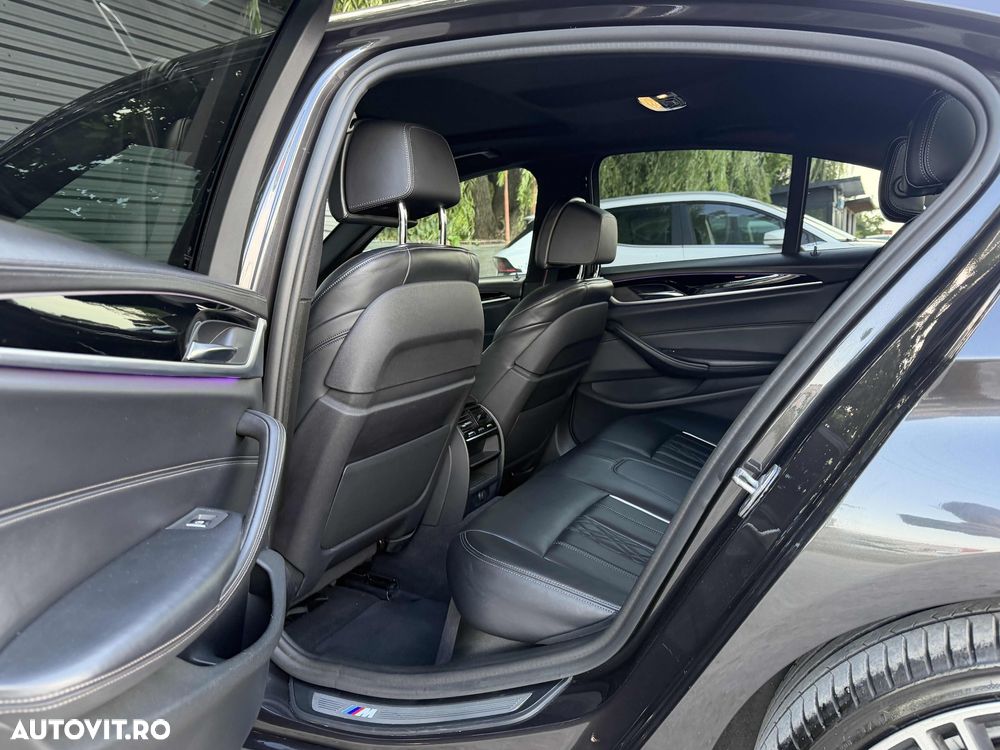 BMW Seria 5 520i Aut. Luxury Line - 17