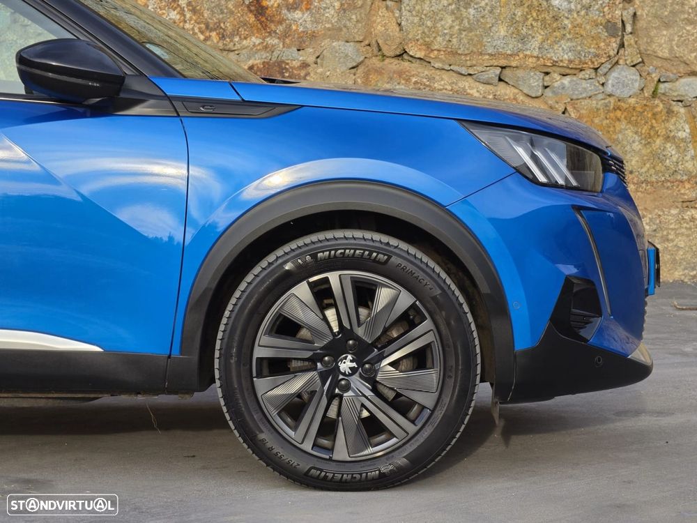 Peugeot e-2008 50 kWh GT - 19