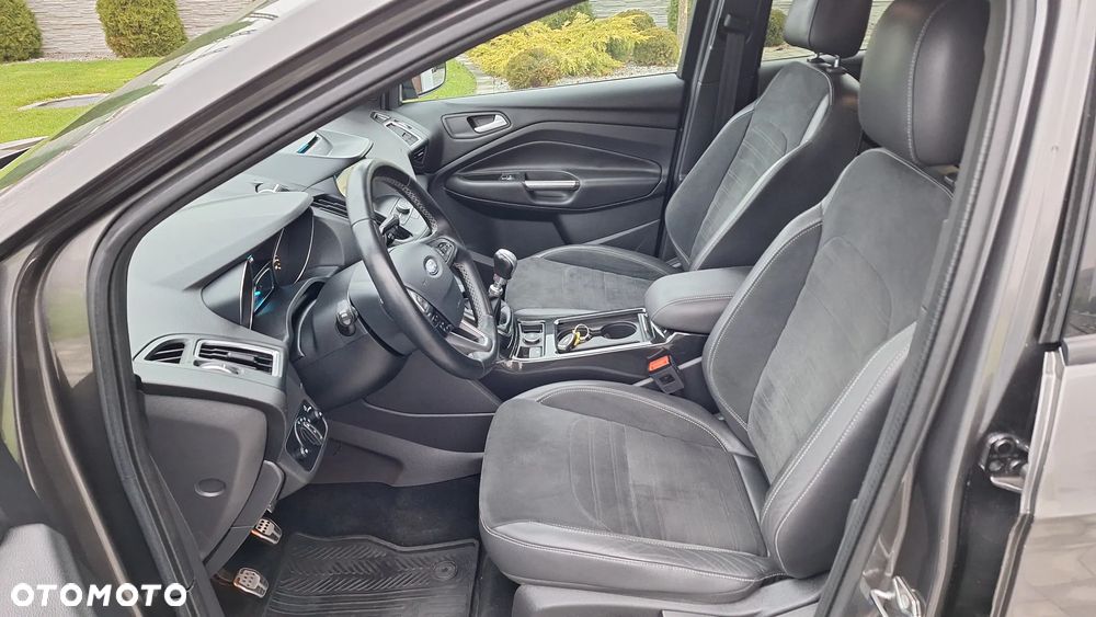 Ford Kuga 1.5 EcoBoost FWD ST-Line ASS MMT6 - 24