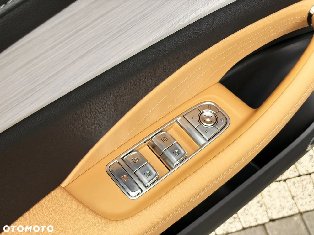 Hongqi H5 2.0T Comfort - 14