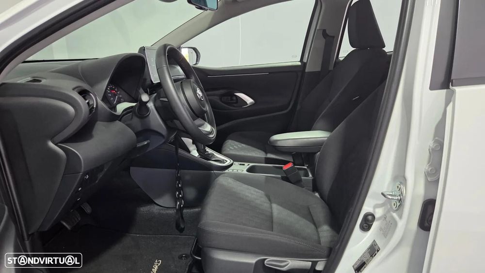 Toyota Yaris 1.5 HDF Comfort Plus - 14
