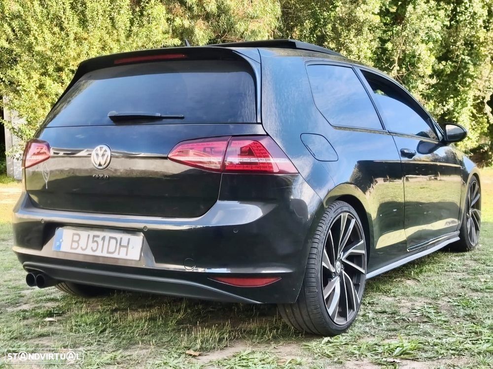 VW Golf 2.0 TDI GTD DSG - 23