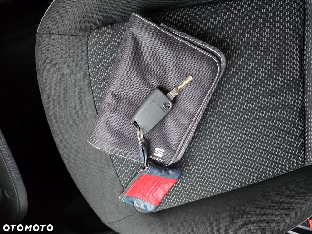 Seat Ibiza 1.2 TSI CONNECT - 30