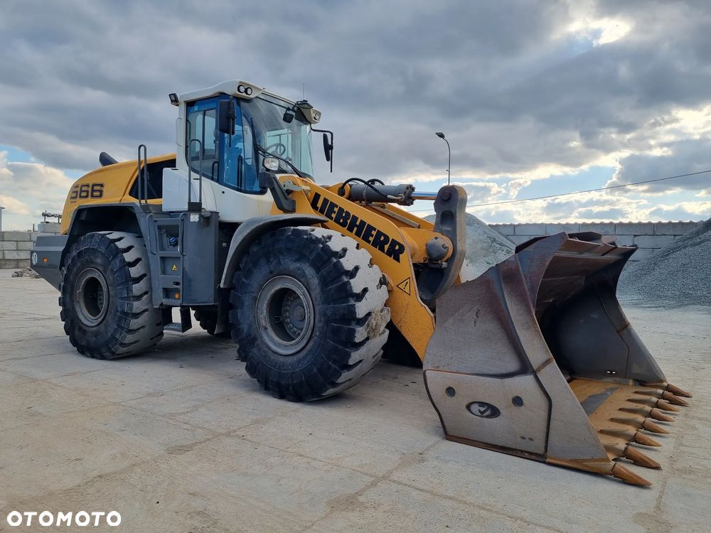 Liebherr 566 xpower - 3