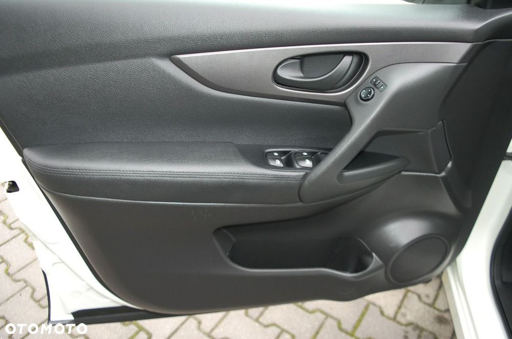 Nissan Qashqai - 30
