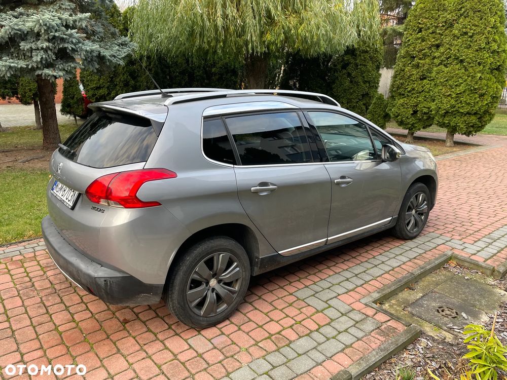 Peugeot 2008 PureTech 110 Stop&Start EAT6 Allure - 9