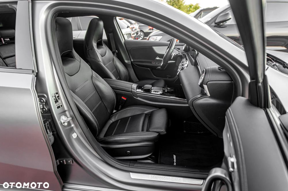 Mercedes-Benz Klasa A 250 4Matic 7G-DCT AMG Line - 21