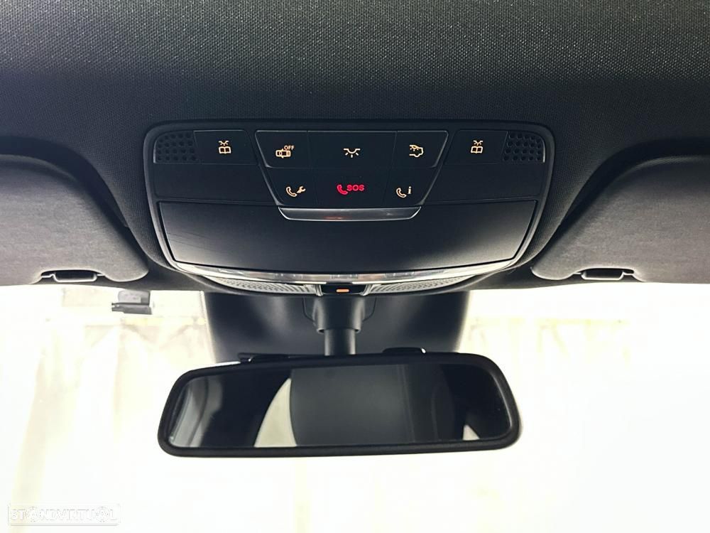 Mercedes-Benz GLC 250 d 4Matic 9G-TRONIC AMG Line - 24