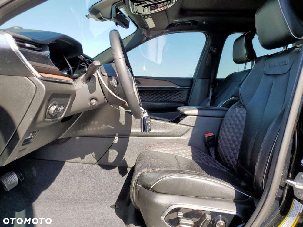 Jeep Grand Cherokee - 6