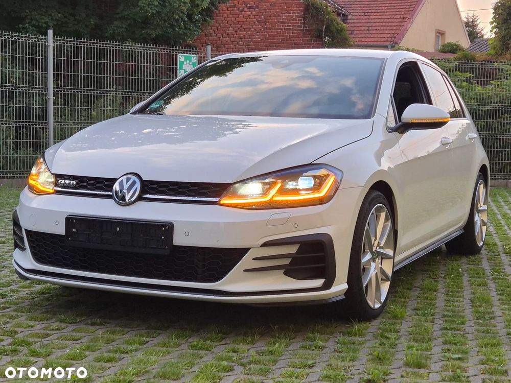 Volkswagen Golf GTD BlueMotion Technology DSG - 1