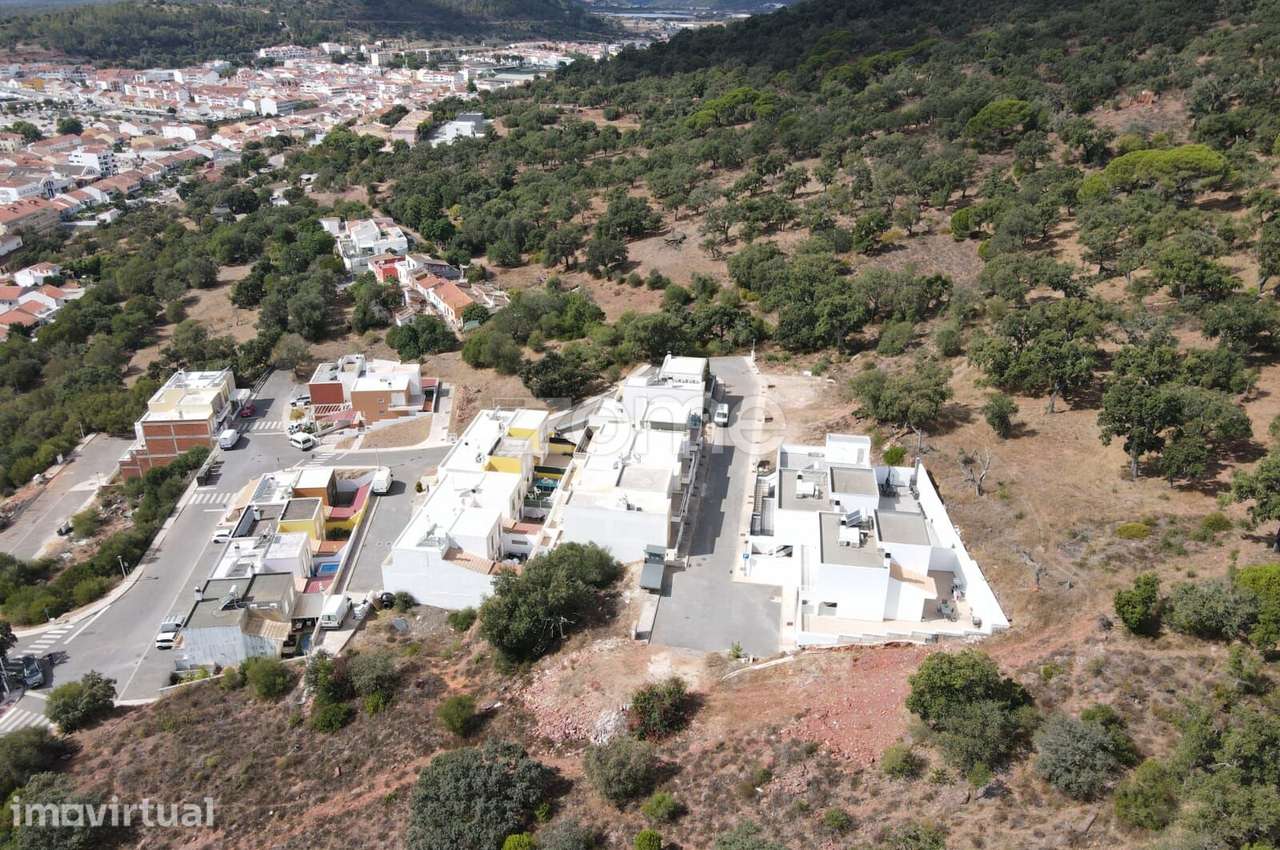 Lote de terreno urbano com 225 m² em Messines - Grande imagem: 4/15