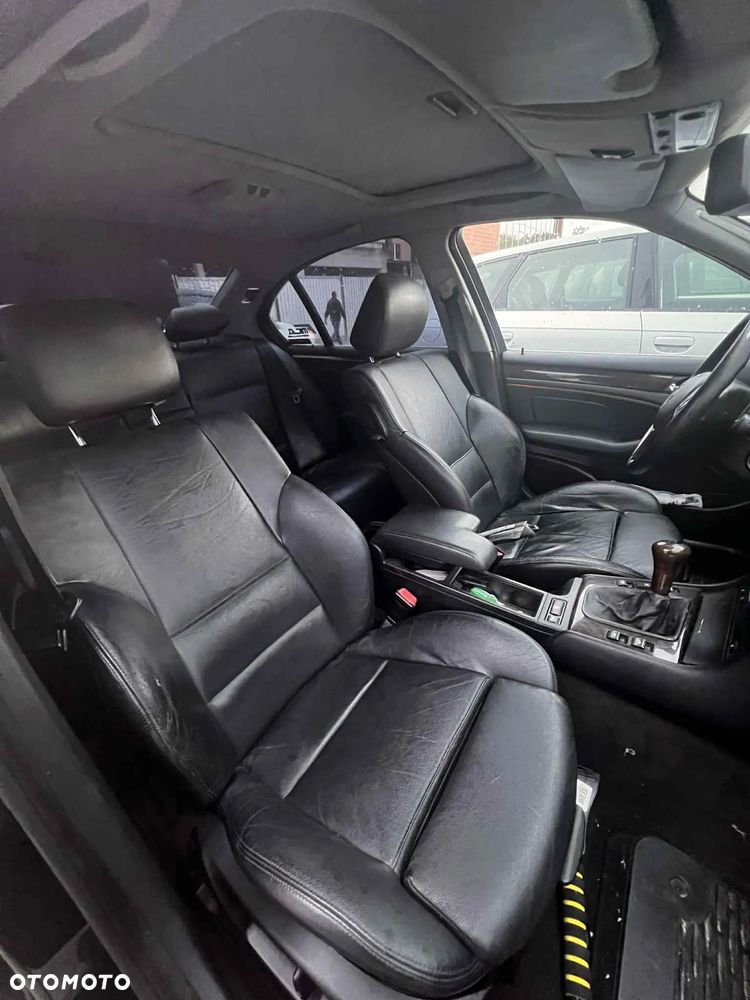 BMW Seria 3 330d - 17
