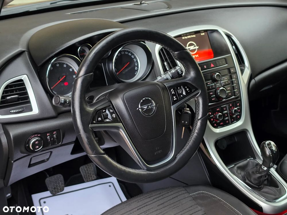 Opel Astra 1.4 Turbo Cosmo - 5
