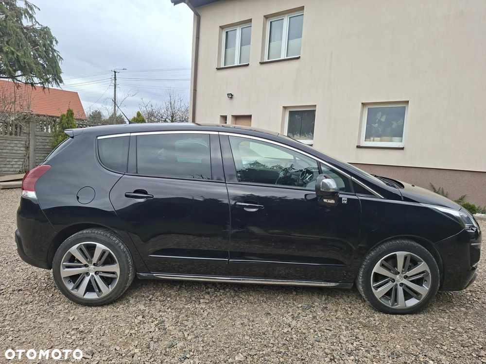 Peugeot 3008 2.0 HYbrid4 - 4