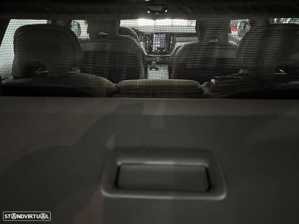 Volvo XC 60 2.0 T6 PHEV Inscription AWD - 12