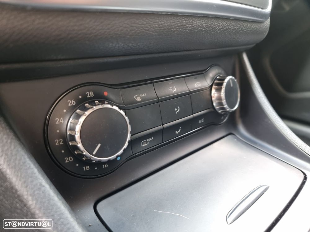 Mercedes-Benz GLA 180 CDI - 11