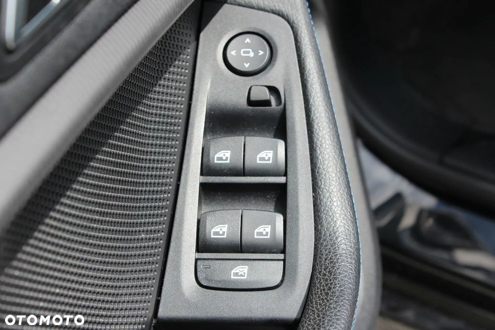 BMW Seria 1 120i M Sport - 14