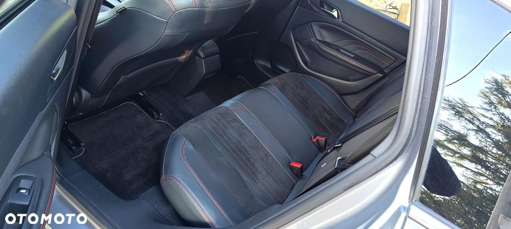 Peugeot 308 BlueHDi FAP 150 EAT6 Stop&Start GT-Line Edition - 18