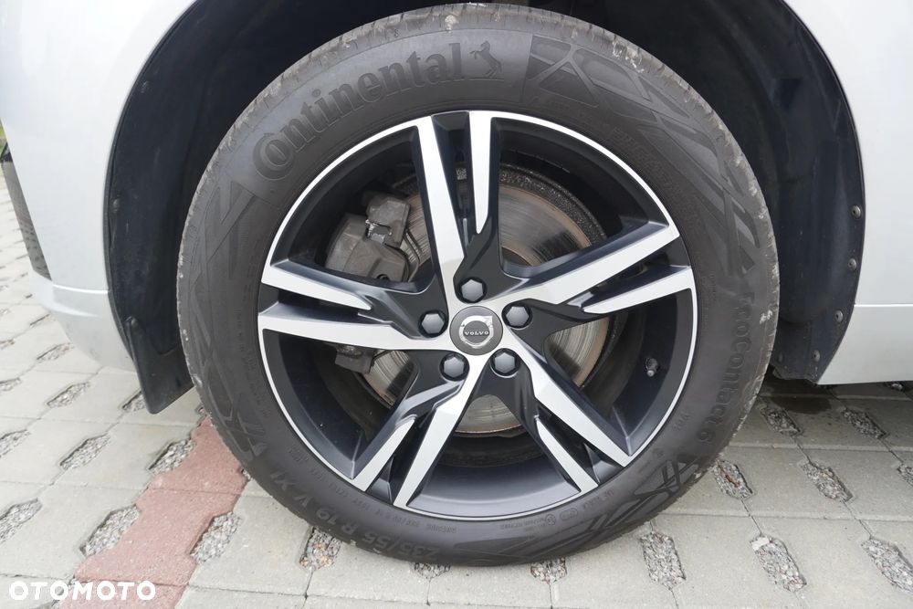 Volvo XC 60 T5 AWD Geartronic RDesign - 16