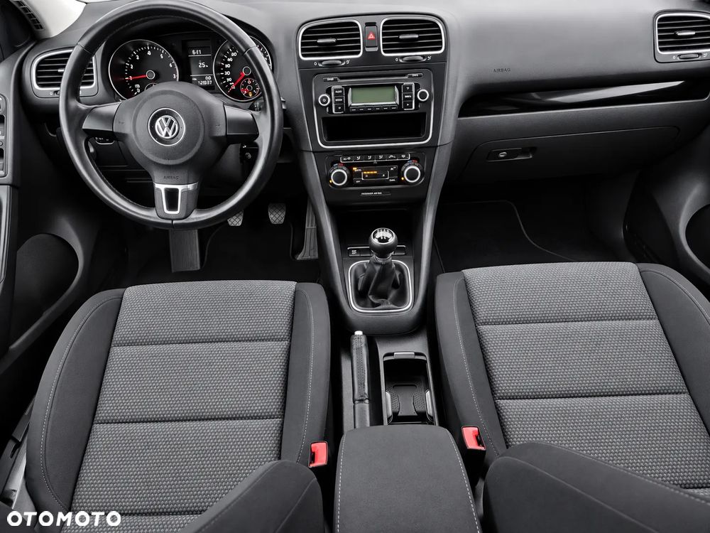 Volkswagen Golf 1.6 United - 19