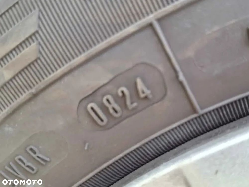 Toyota Corolla 1.6 Active - 25