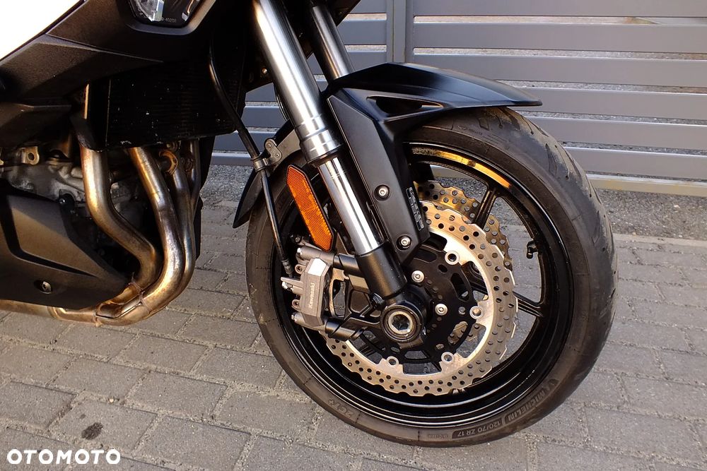 Kawasaki Versys 1000 - 11