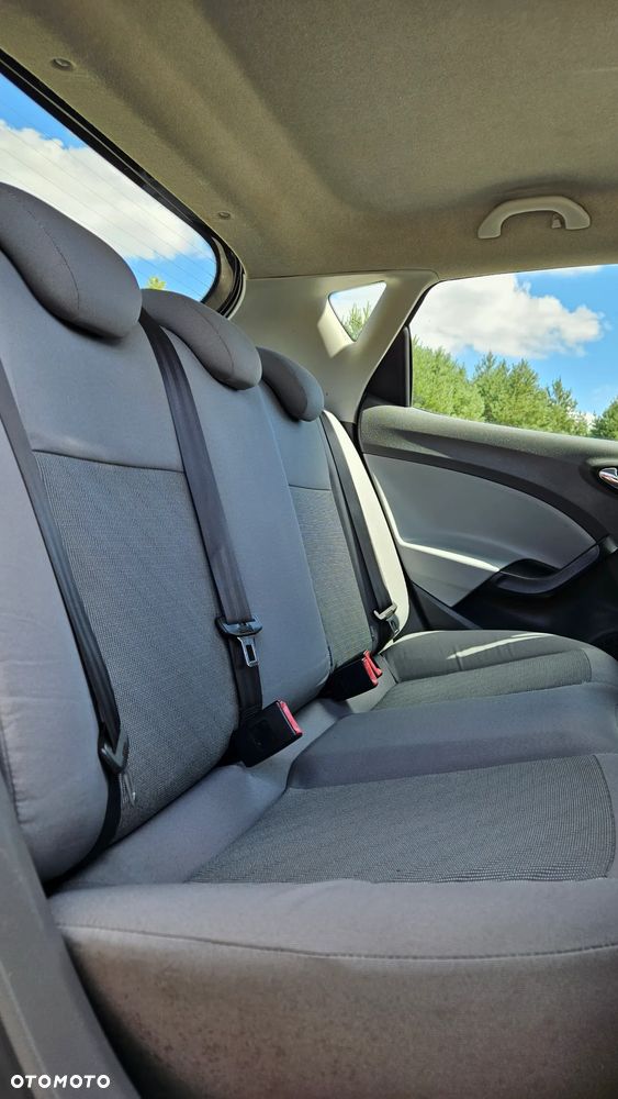 Seat Ibiza 1.4 16V Style Viva - 8
