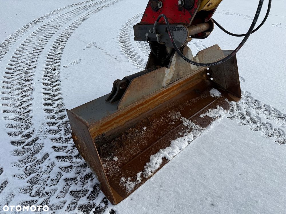 Yanmar Koparka kołowa B95W - 11