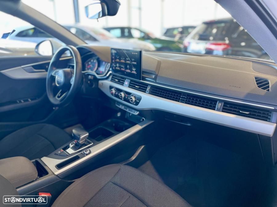 Audi A4 35 TDI S tronic - 25