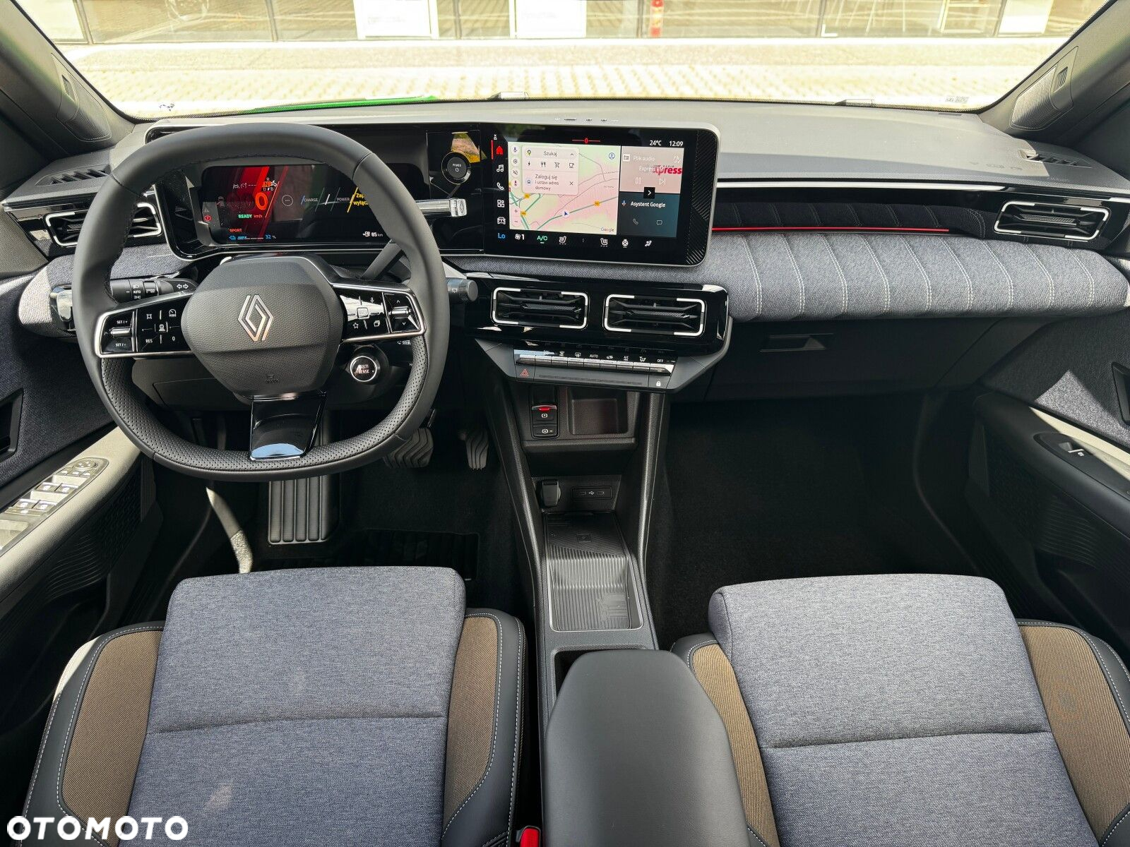 Renault 5 40kWh Urban Range Techno - 12