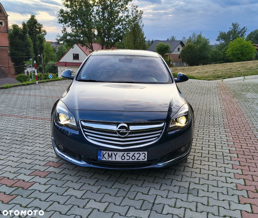 Opel Insignia - 8