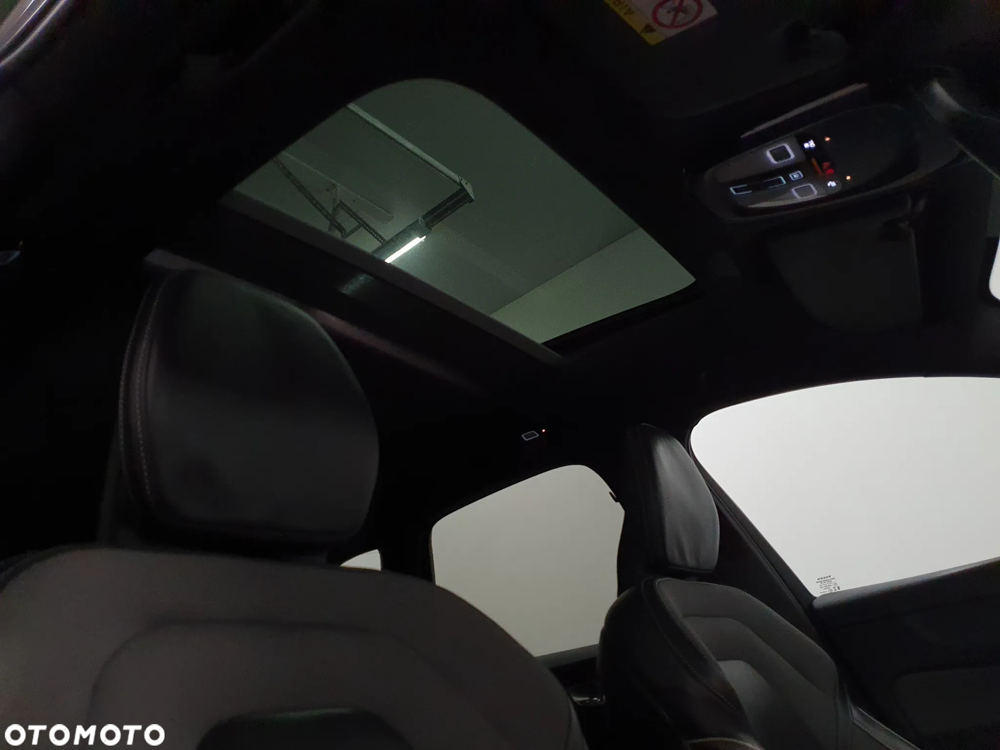Volvo XC 60 B5 D AWD Geartronic RDesign - 27